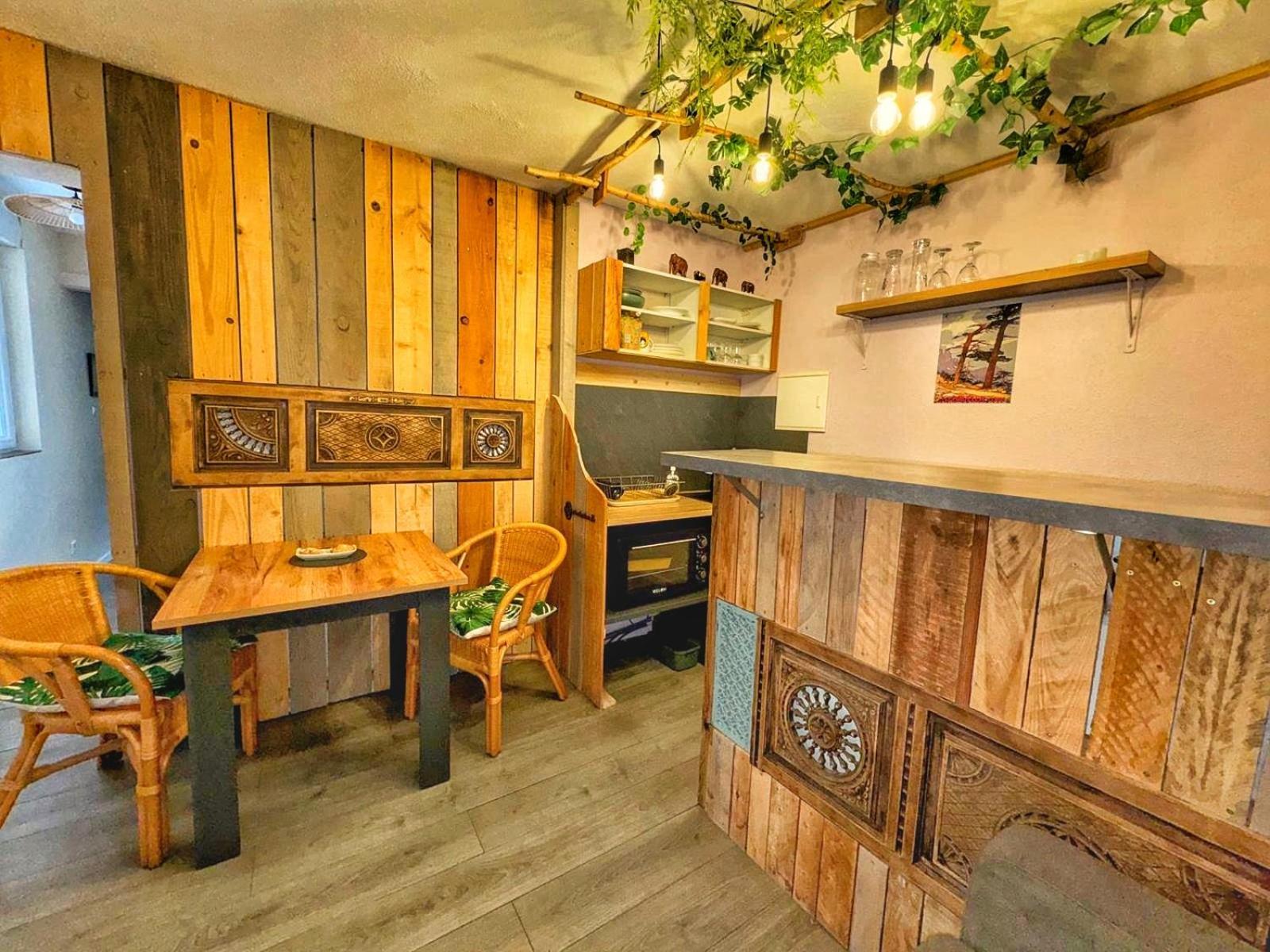 L'échappée Belle à L'étang D'anty -appartement Apartamento Saint-Nabord